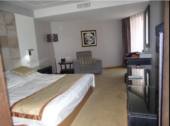 Tumenjiang Business Hotel