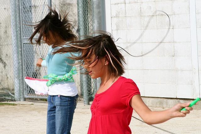 How to teach a child to jump on a rope. We develop coordination.