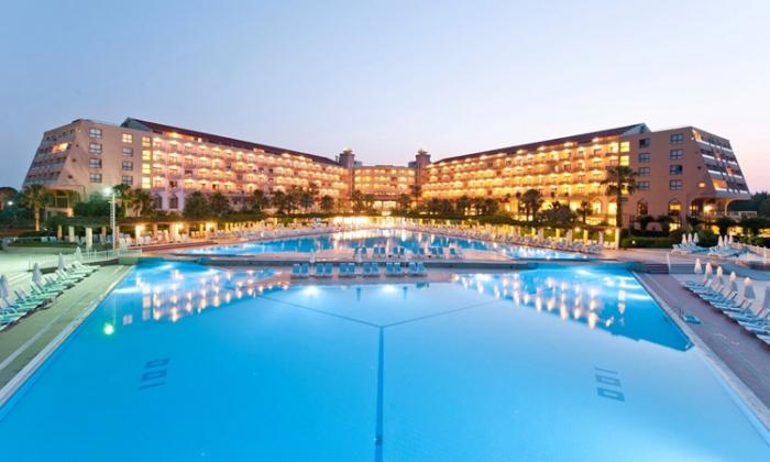 бассейн в отеле Hotel Riu Kaya Belek