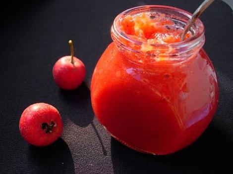 we harvest hawthorn for the winter