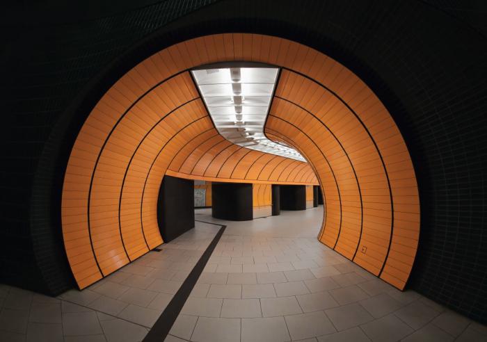 схеме метро Берлина с достопримечательностями