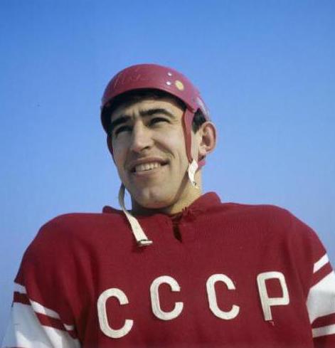 советский хоккеист фирсов анатолий васильевич