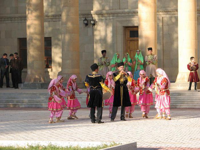 азербайджанский национальный костюм женский фото