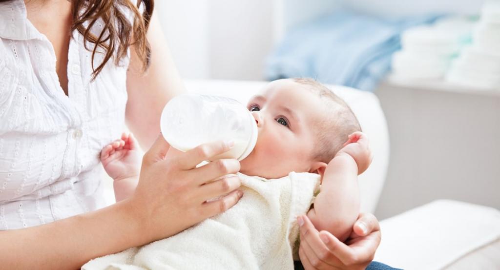 Baby in mom’s arms