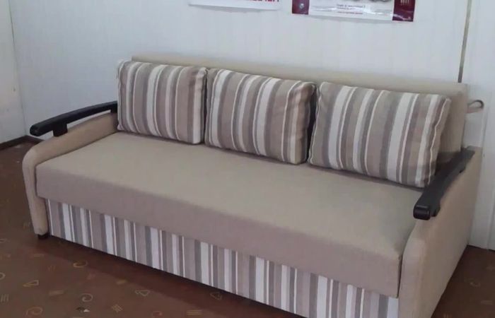диван-еврокнижка в сложенном виде
