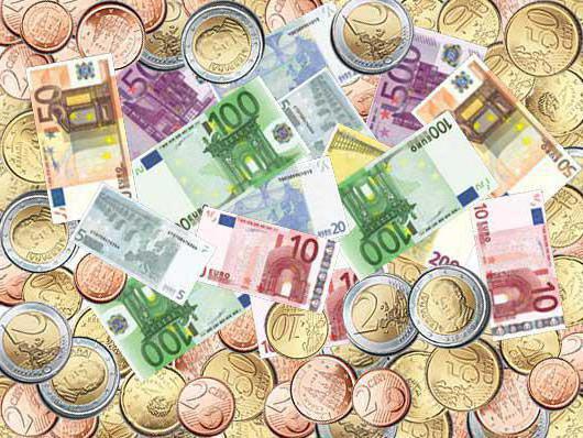 Как вложить деньги в евро