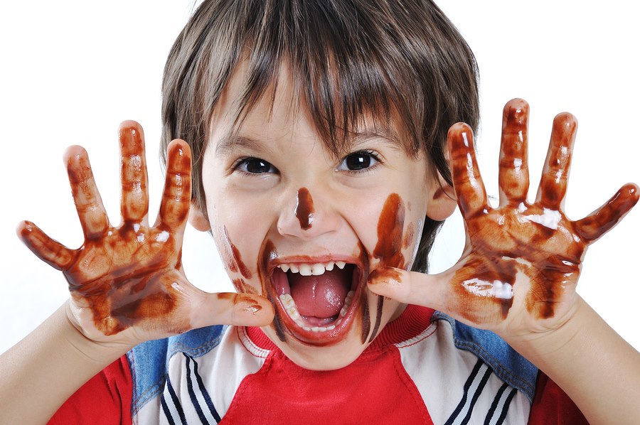 Ребенок в шоколаде