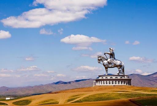 where is the monument to Genghis Khan in mongolia photo