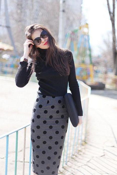 black straight long skirt