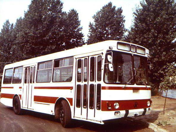 characteristics of the bus LAZ 4202