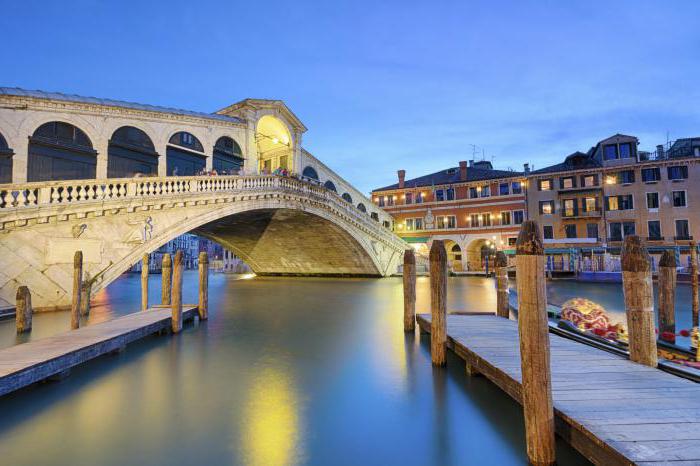 ialto canal bridge