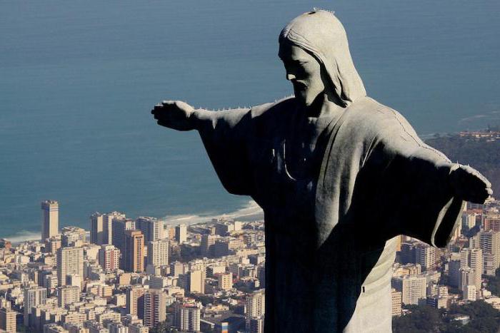 статуя христа искупителя бразилия 