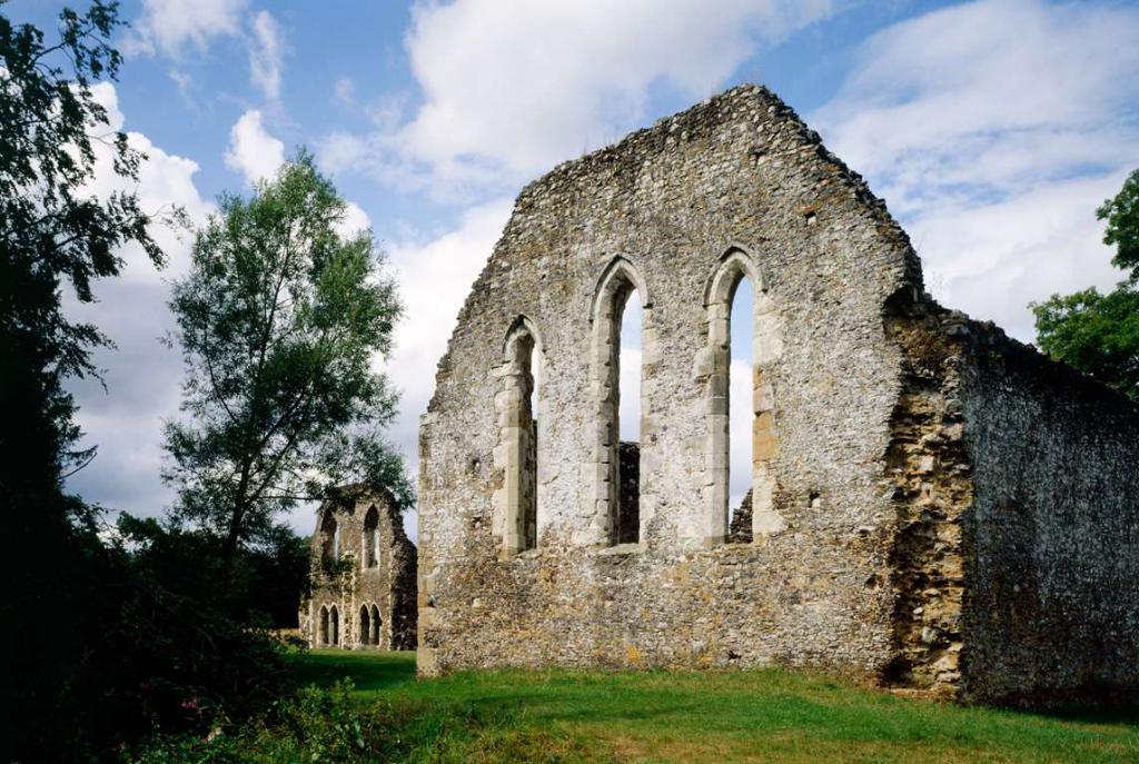 Руины аббатства