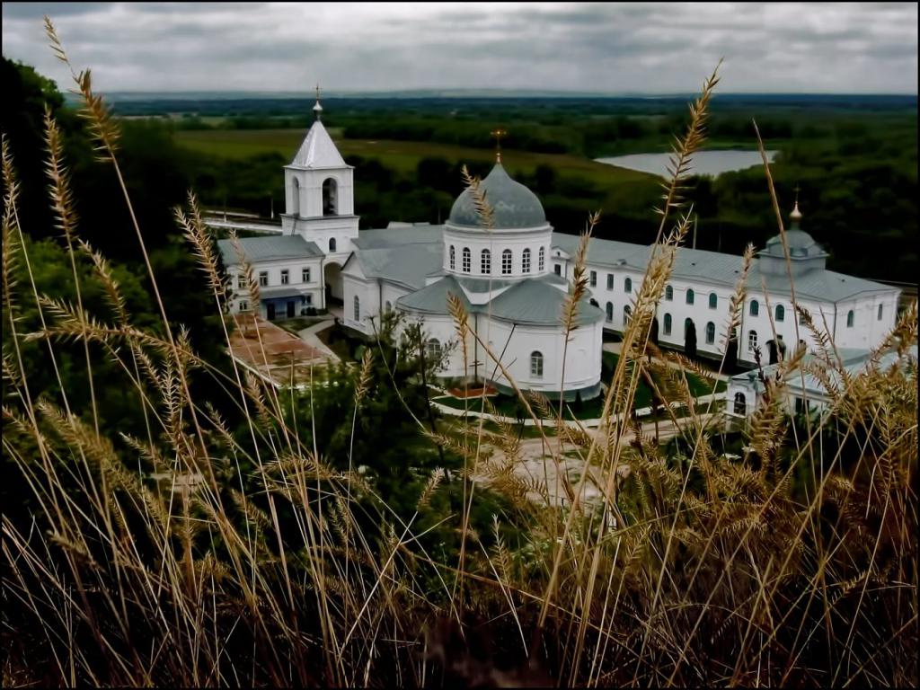 свято успенский дивногорский монастырь