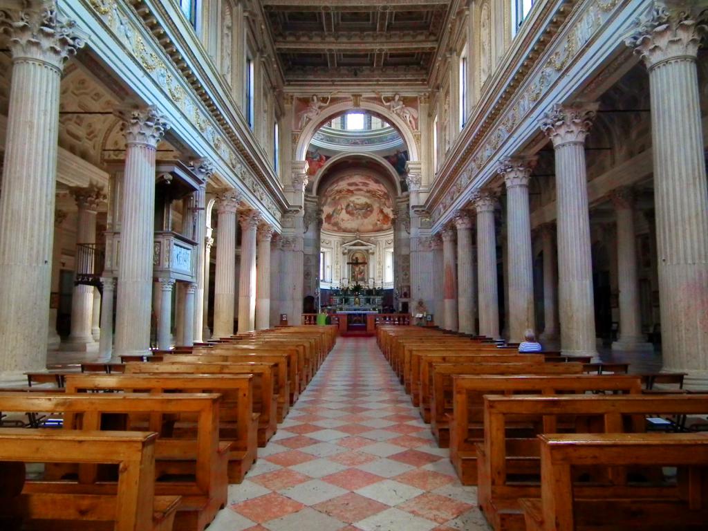 мантуанский собор италия