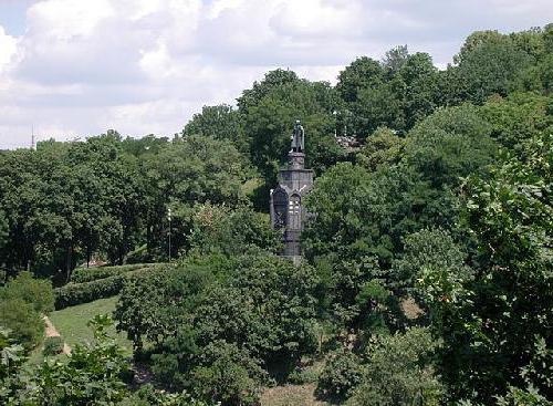 парк владимирская горка в киеве