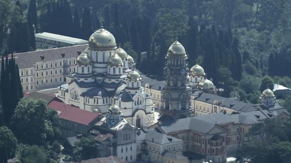 Новоафонский монастырь фото