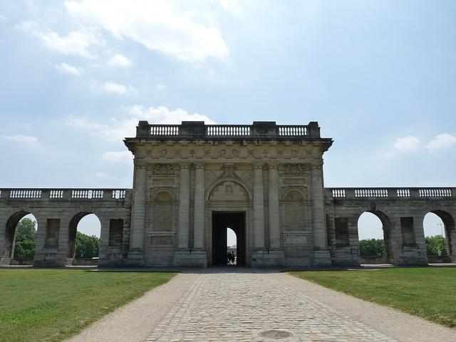 Венсенский замок, история