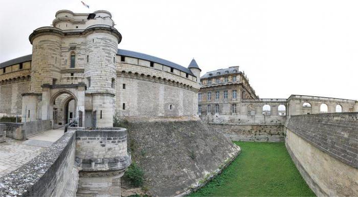 Венсенский замок, Париж