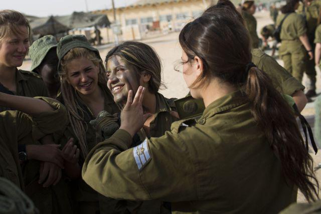 girls israeli army