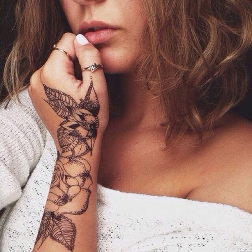 красивые татуировки для девушек на руке маленькие красивые татуировки для д...