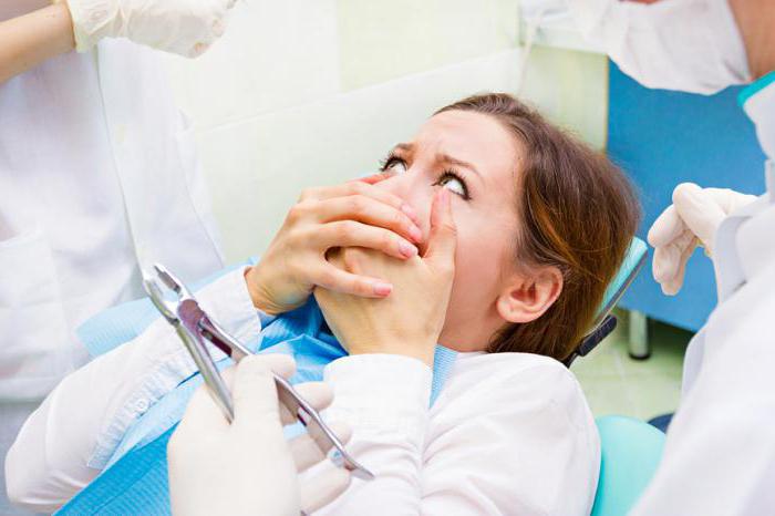 Ребенок у стоматолога фото