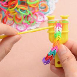 Bracelet Caterpillar made of rubber bands on a slingshot