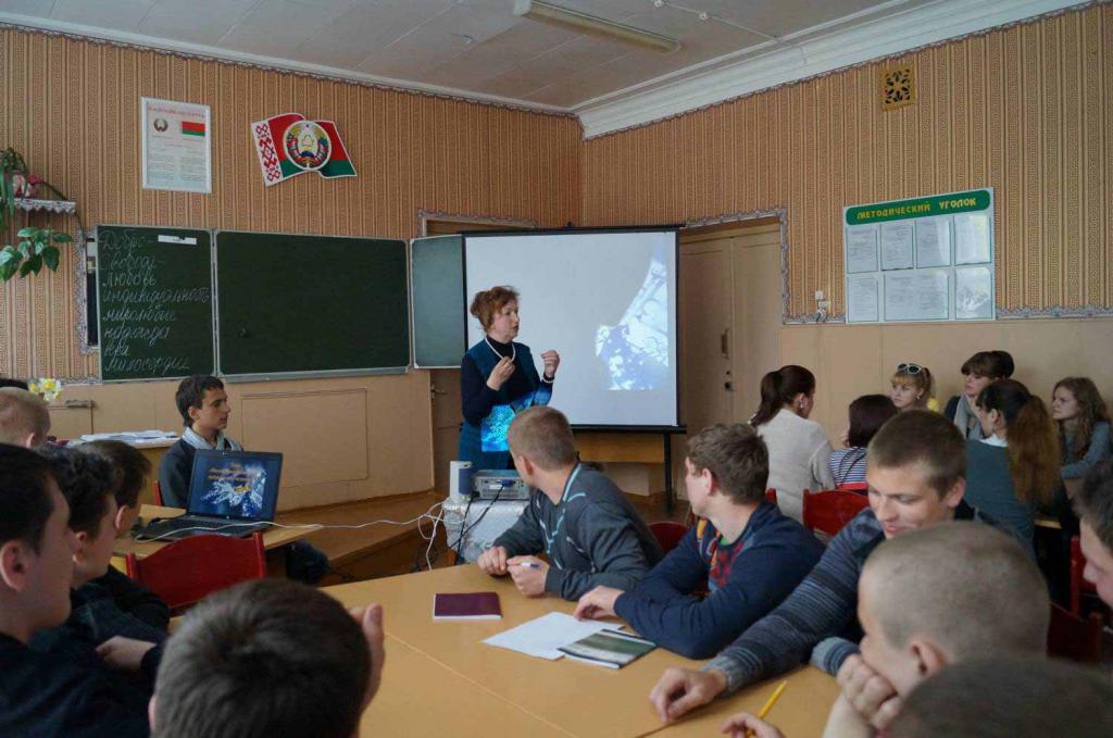 Аграрно техническое. Буда-Кошелёвский аграрно-технический колледж. Аграрно технический колледж Тирасполь. Аграрно-технический колледж. Аграрно технический колледж светлый.