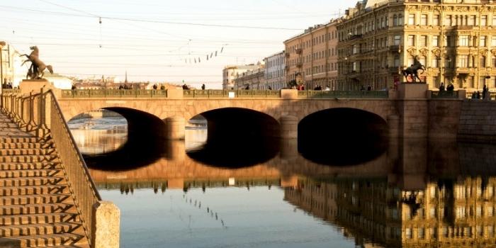 аничков мост