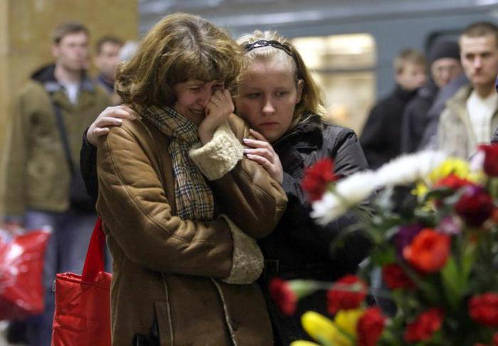 explosion in the metro Lubyanka and culture park photo trains