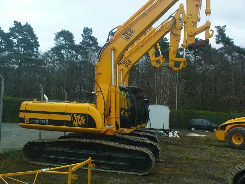 jcb js 220 specifications