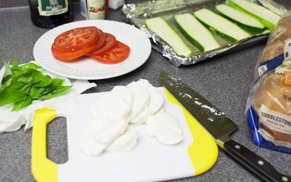 sandwiches with zucchini