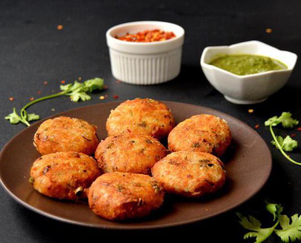 cutlets in the oven in a foil without oil