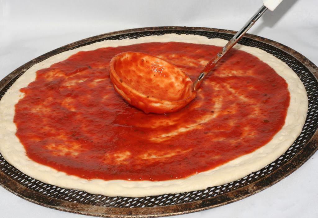 Приготовление пиццы в домашних условиях в духовке рецепт с фото пошагово