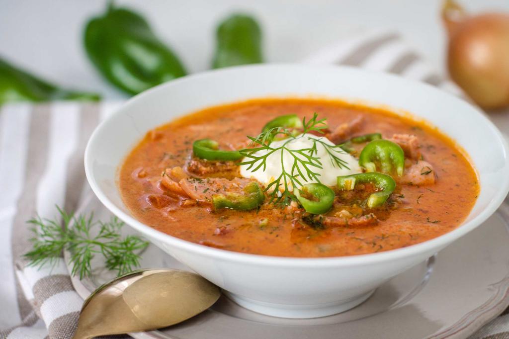 beans in tomato sauce with vegetables