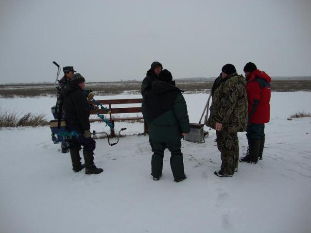 Зимняя рыбалка в Астрахани базы