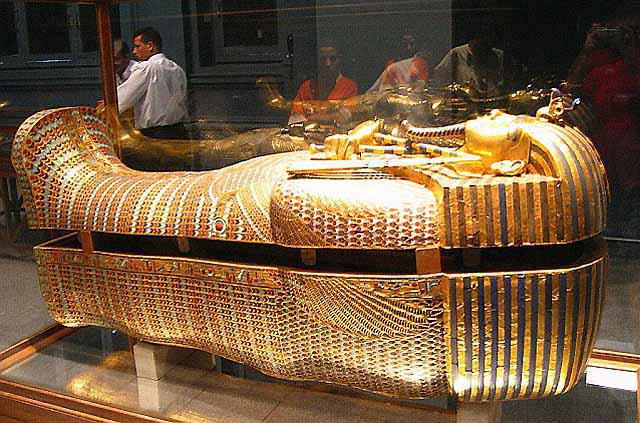 Египетский фараон Тутанхамон