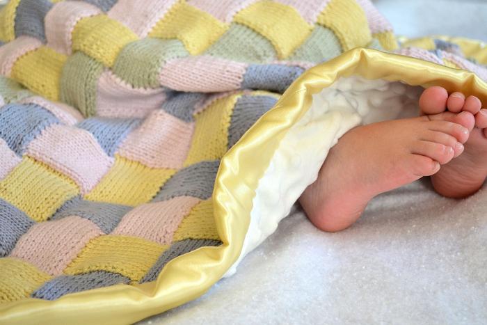 какое лучше купить новорожденному одеяло