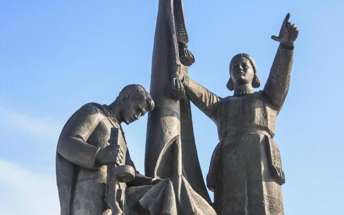 Monument of military glory of Cheboksary photo