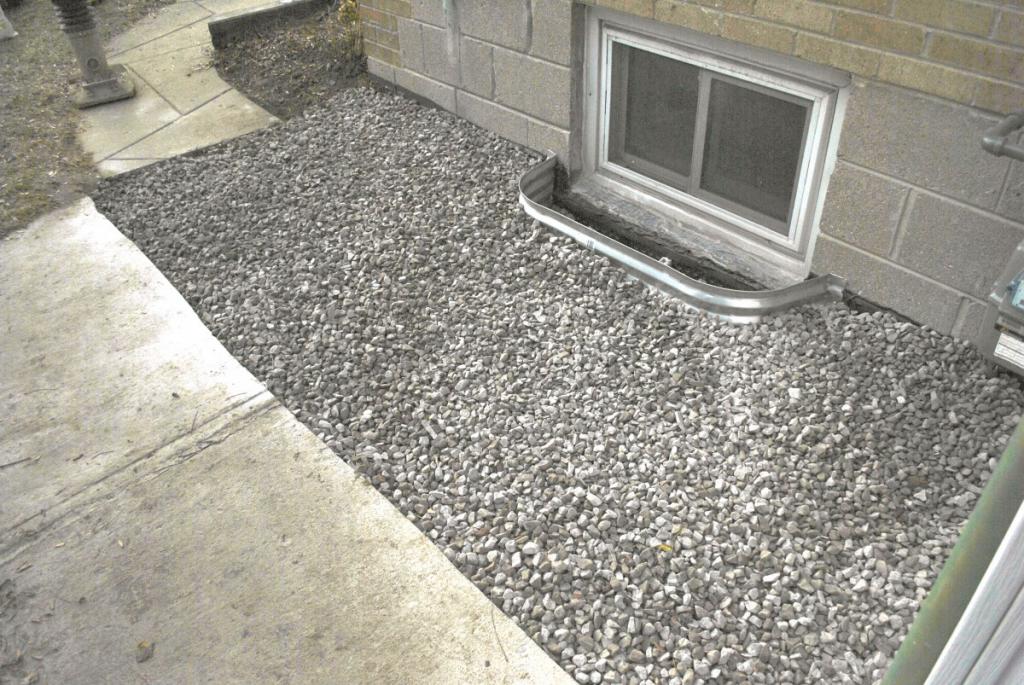 clay floor insulation features