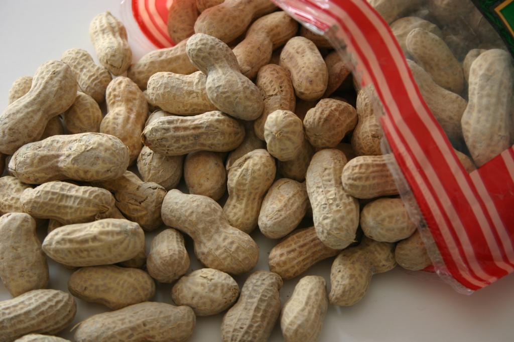 Какие есть витамины в арахисе?