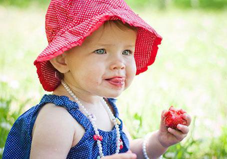 какие фрукты можно ребенку в 7 месяцев на искусственном вскармливании 