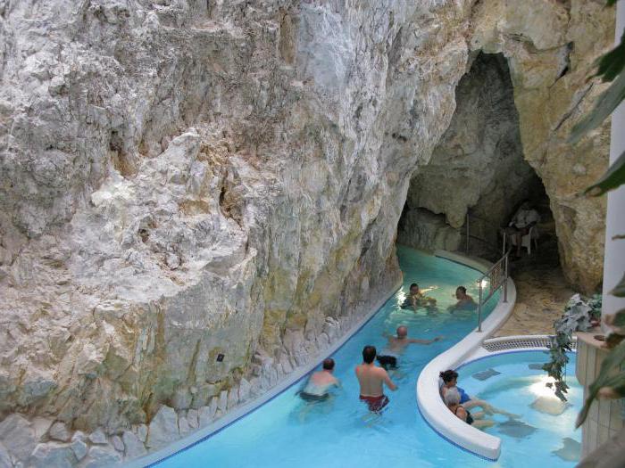 пещерные купальни в мишкольц тапольце 