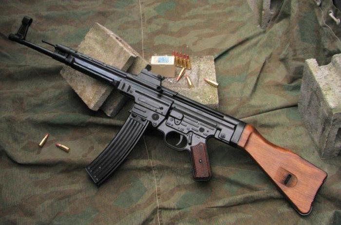 немецкая штурмовая винтовка stg 44 