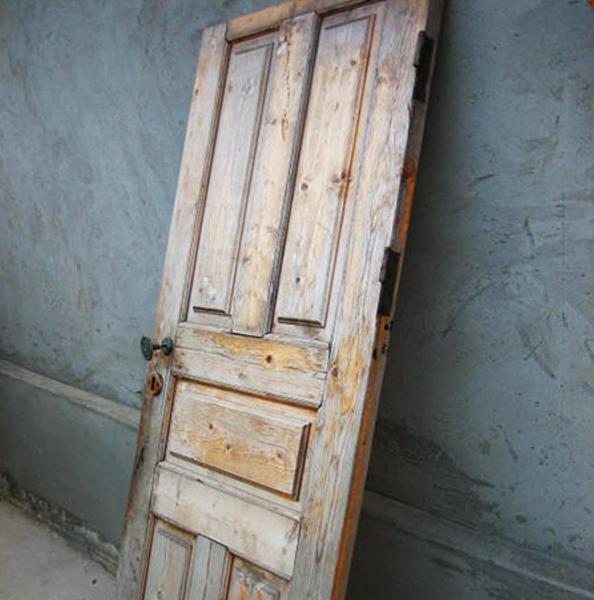 как обновить старые деревянные двери