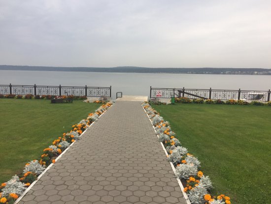 The picturesque shore of the lake.