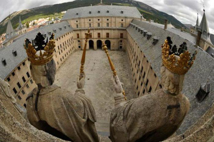дворец монастырь эскориал испания