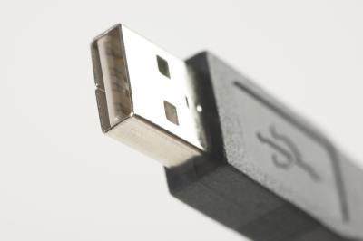 Что лучше com или usb