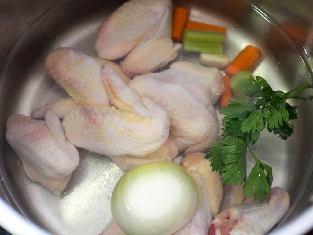 суп из куриных крылышек рецепт