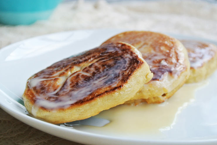 bake fritters on milk and dry yeast